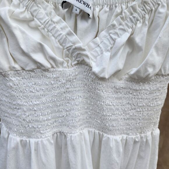 Weworewhat white smocked midi dress - Picture 8 of 9